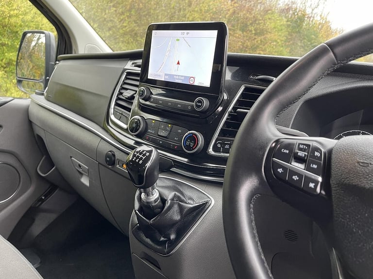 2022 Ford Tourneo Custom 2.0 320 EcoBlue MHEV Titanium L2 Euro 6 (s/s) 5dr MPV Diesel Manual