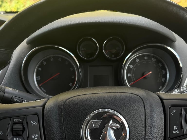 2015 Vauxhall Mokka 1.4i Turbo SE 2WD Euro 6 (s/s) 5dr HATCHBACK Petrol Manual