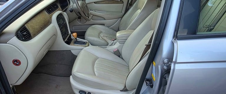 Jaguar V6 X-TYPE, Saloon (2001) for sale! 2 Keys! 