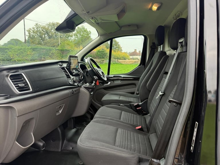 2018 Ford Transit Custom 2.0 300 EcoBlue Limited L2 H1 Euro 6 5dr PANEL VAN Diesel Manual