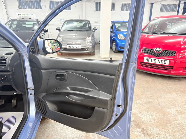 2011 Kia Picanto 1.1 2 5dr Auto HATCHBACK Petrol Automatic