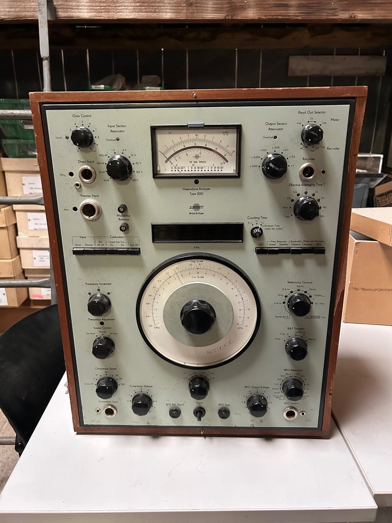 Type 2010 Heterodyne Analyzer