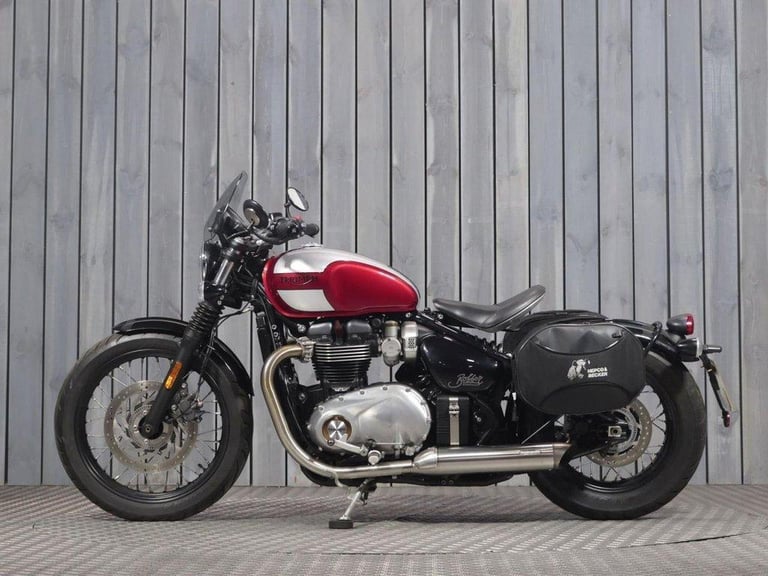 2017 67 TRIUMPH BOBBER