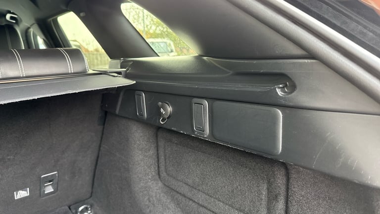 2019 Land Rover Range Rover Velar 2.0 D180 R-Dynamic S 5dr Auto Diesel Estate Estate Diesel Autom...