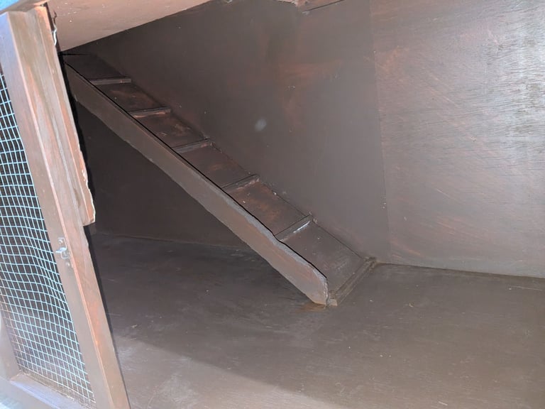 image for Large Rabbit Hutch