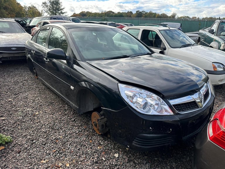 2009 VAUXHALL VECTRA SALOON BREAKING SPARES PARTS