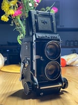 Mamiya C330 medium format camera + 55mm lens 