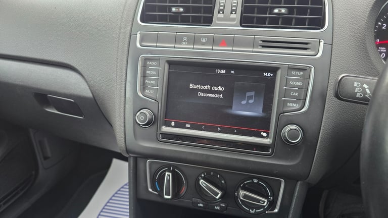 2015 Volkswagen Polo 1.0 SE 3dr HATCHBACK Petrol Manual