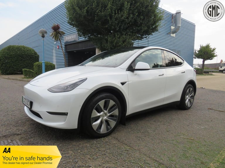 TESLA MODEL Y (Dual Motor) Long Range 1 Owner, Pano Roof, Autopilot 2022
