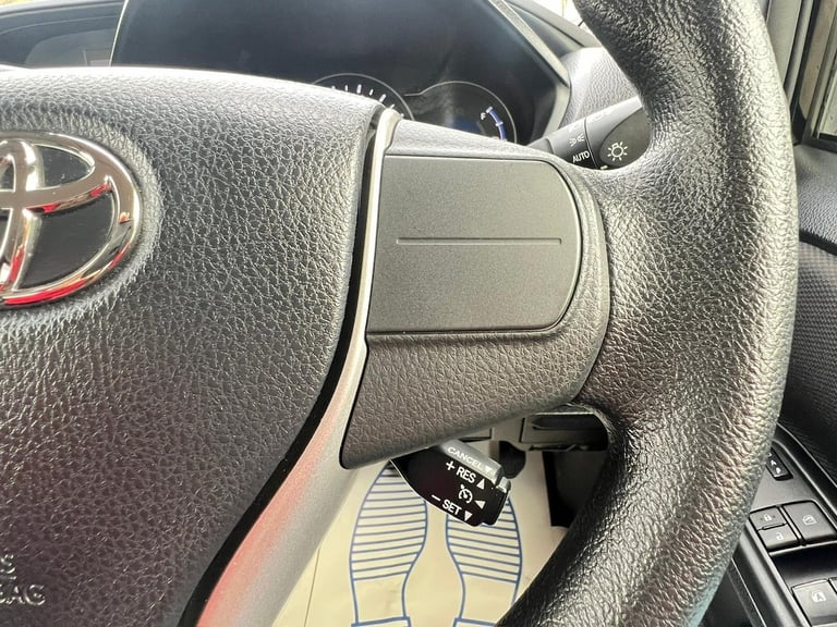 2019 Toyota Voxy Noah Hybrid 1.8 ZWR80 Auto Hybrid