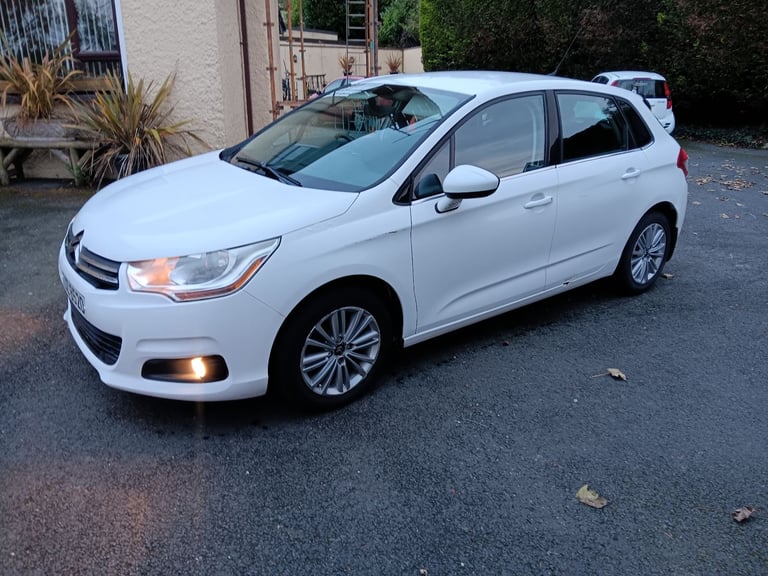 Citroen, C4, Hatchback, 2012, Manual, 1560 (cc), 5 doors