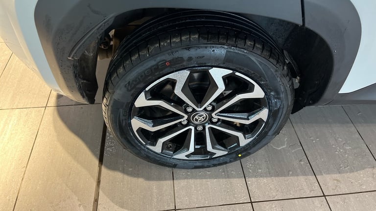2022 Toyota Yaris Cross 1.5 Hybrid Design 5dr CVT Hybrid Estate Estate Hybrid Automatic