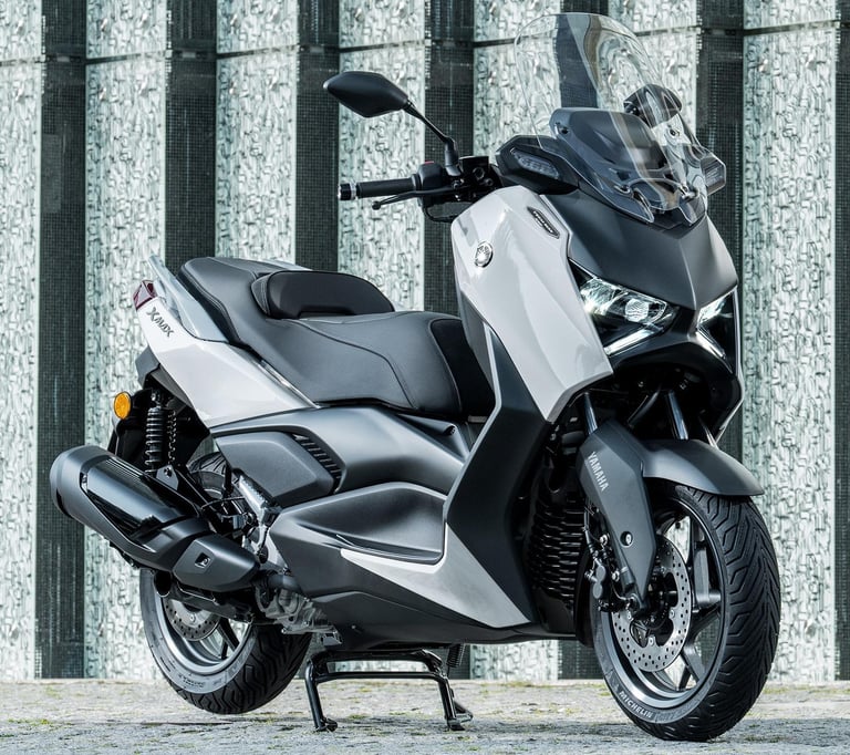 Yamaha X-Max300 Tech Max XMax300 Techmax 2025 Ceramic Grey