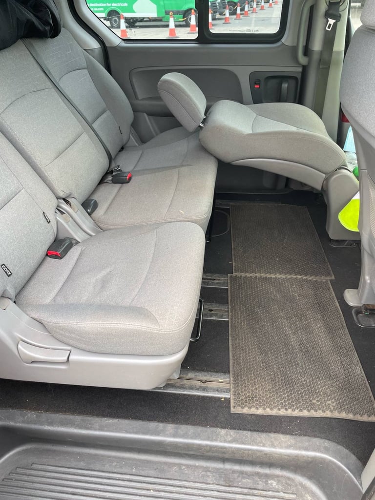Hyundai, I800, MPV, 2018, Manual, 2497 (cc), 5 doors