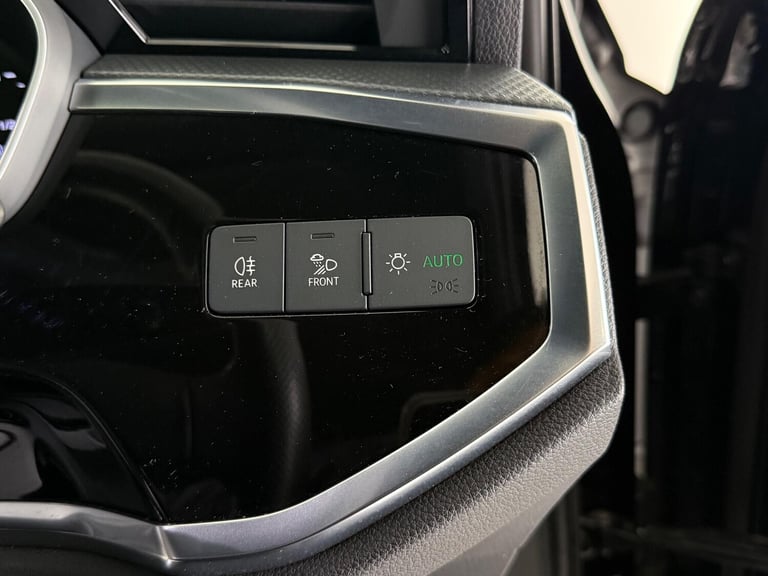 2019 Audi Q3 35 TFSI S Line 5dr S Tronic ESTATE PETROL Automatic