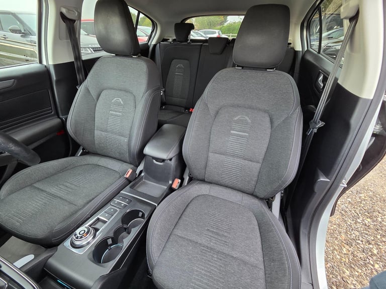 2020 Ford Focus 1.0T EcoBoost Active Auto Euro 6 (s/s) 5dr Petrol