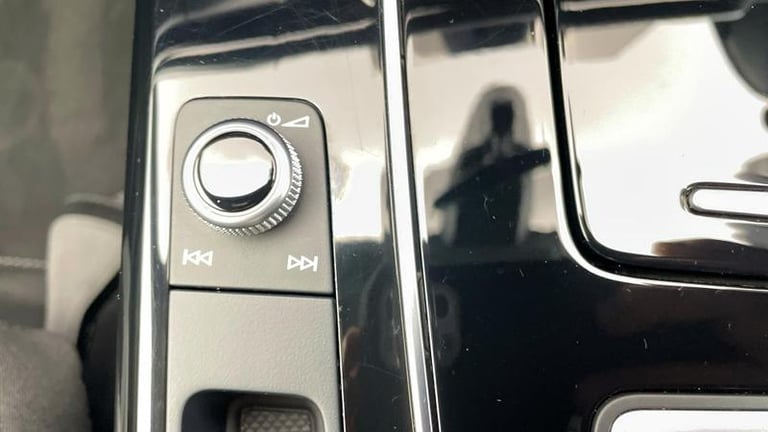 2024 Audi Q5 Black Edition 40 TDI quattro 204 PS S tronic Automatic SUV Diesel Automatic