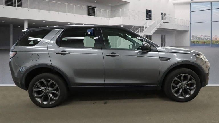 2019 Land Rover Discovery Sport 2.0 TD4 Landmark SUV 5dr Diesel Auto 4WD Euro 6 (s/s) (180 ps) ES...