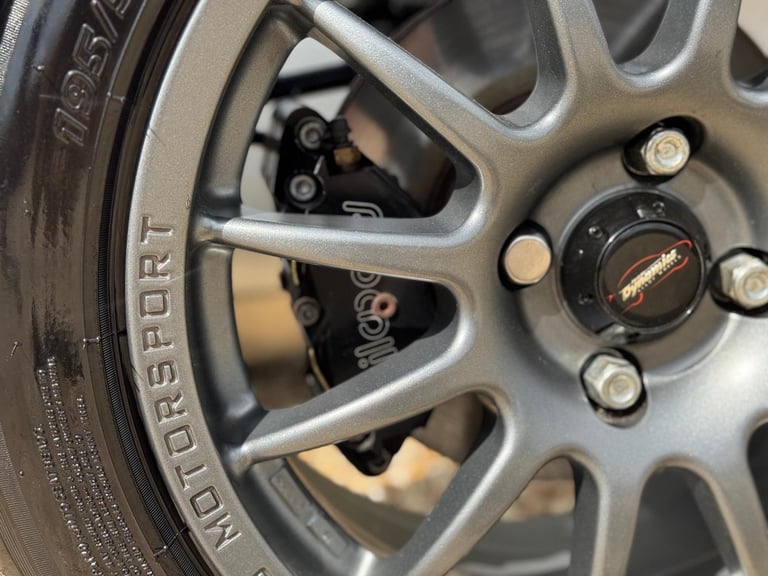 2012 Caterham Seven 2.0 Duratec. CSR Independent Suspension