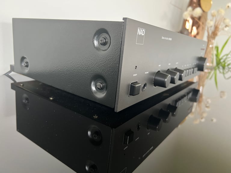 NAD 3020B Vintage Amplifier 