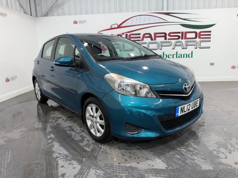 2012 Toyota Yaris 1.33 VVT-i TR 5dr Multidrive S HATCHBACK PETROL Automatic