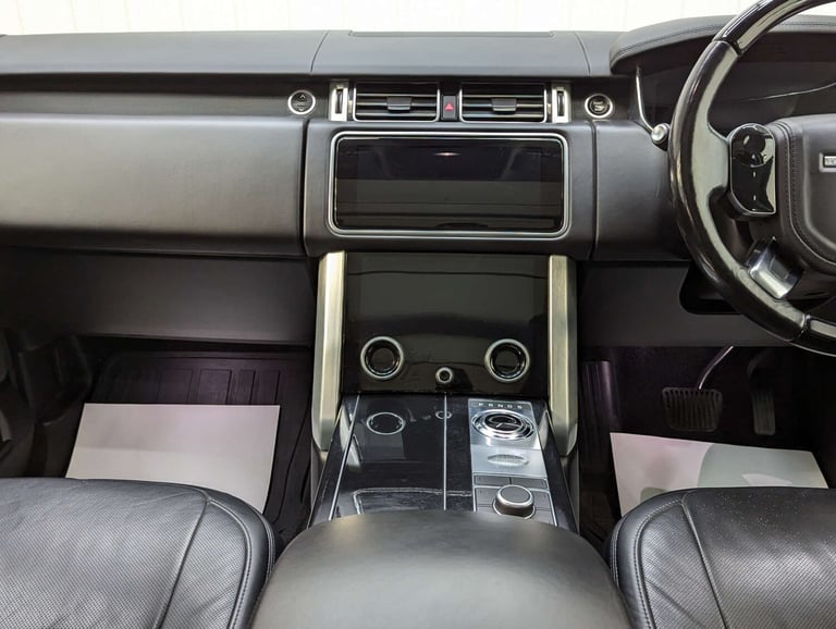 2018 Land Rover Range Rover 4.4 SDV8 Vogue SE 4dr Auto ESTATE DIESEL Automatic