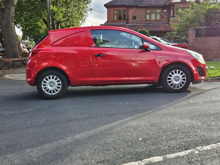Vauxhall Corsa Van 1.3 Cdti - 2014 - MOT - Drives good not transit berlingo partner estate