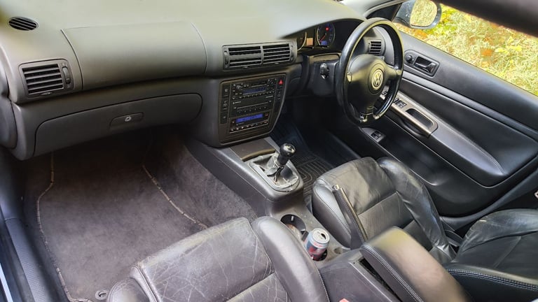 VW Passat Estate 1.9 TDI PD 130 - Image 7