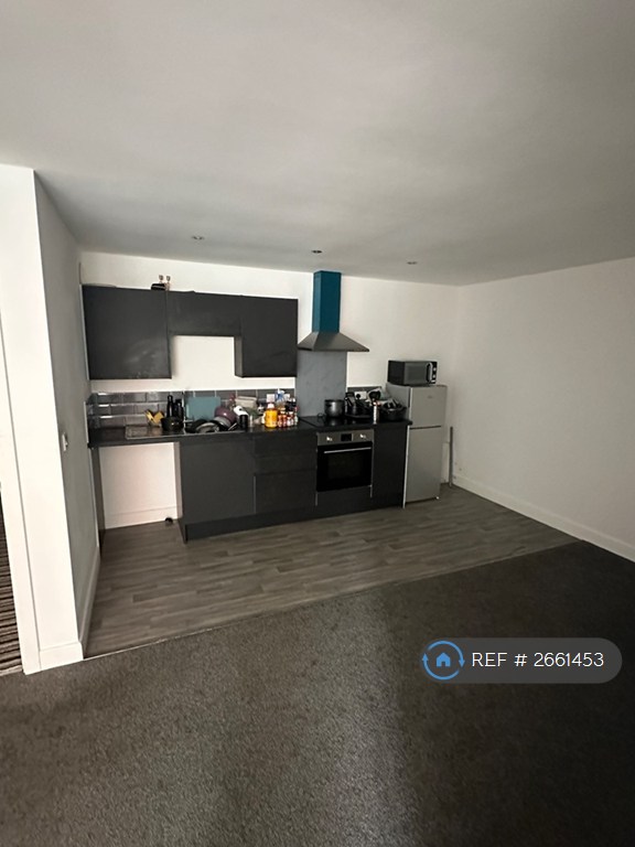 image for 1 bedroom flat in High Street, Burton-On-Trent, DE14 (1 bed) (#2661453)