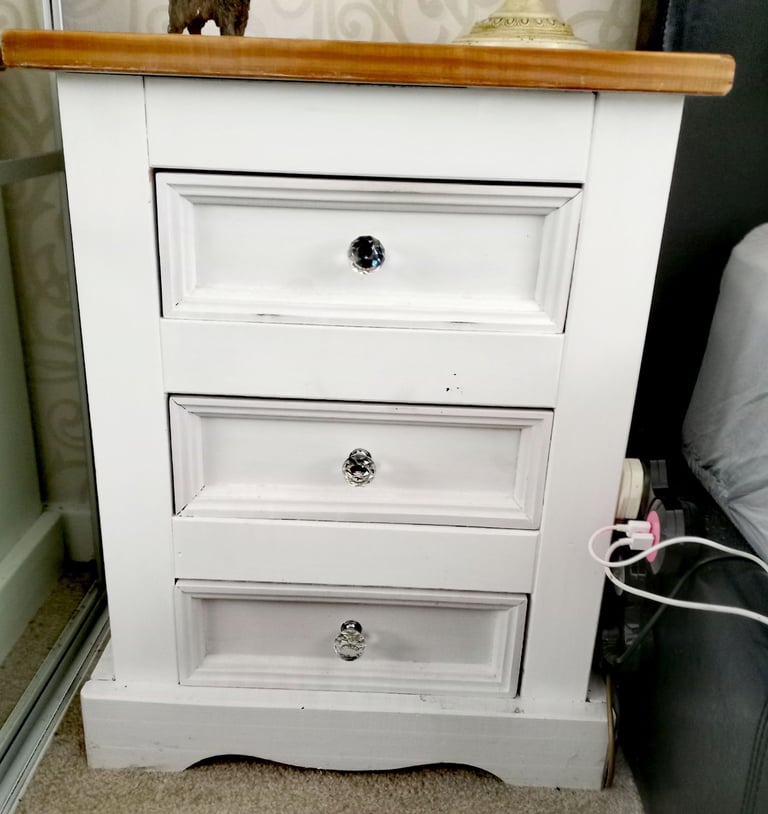 Bedside table