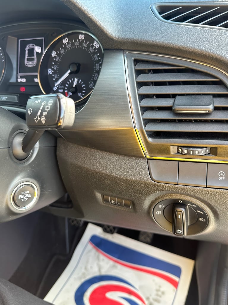 Skoda, FABIA, Hatchback, 2017, Manual, 999 (cc), 5 doors