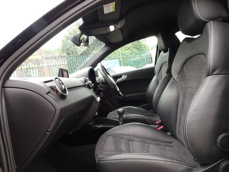 1.6 TDI Black Edition Nav 5dr *SATNAV +CRUISE +PRIVACY +BT +LOW MILES!*