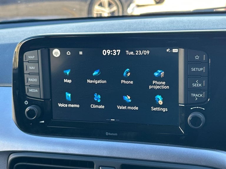 2024 Hyundai i10 1.0 Premium Hatchback 5dr Petrol Auto Euro 6 (s/s) (63 ps) Hatchback PETROL Auto...