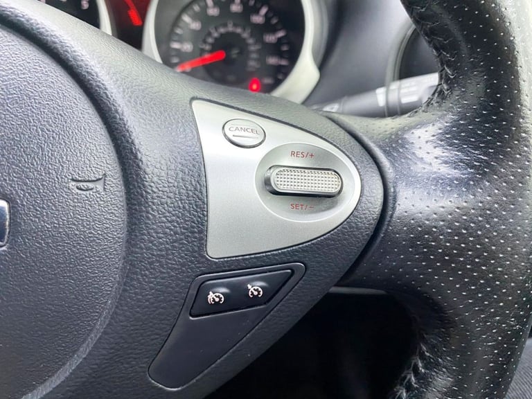 2017 Nissan Juke 1.2 DIG-T Tekna SUV 5dr Petrol Manual Euro 6 (s/s) (115 ps) HATCHBACK Petrol Manual