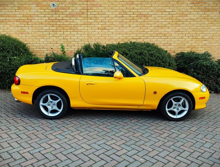 Mazda MX5 MK2.5 NB – Manual 1.6ltr, Low 52k Mileage