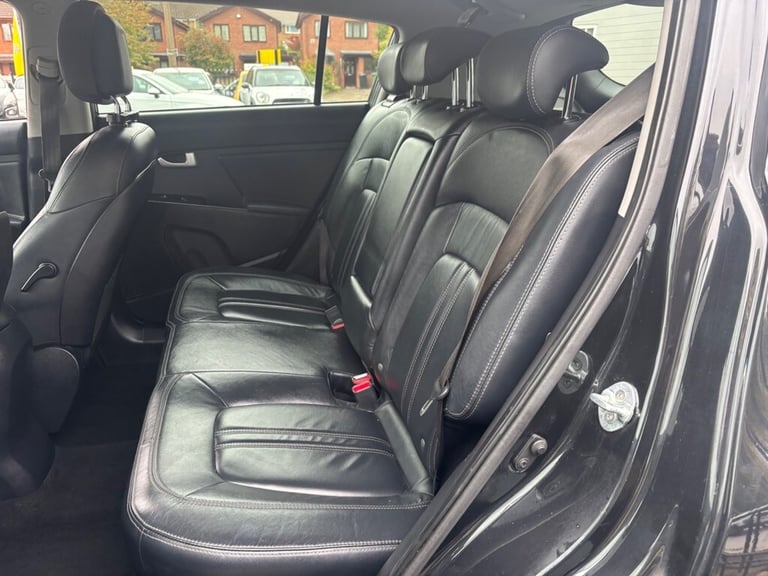 2015 Kia Sportage 1.7 CRDi ISG 3 5dr [Sat Nav] ESTATE DIESEL Manual