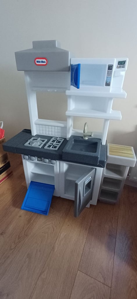 Little Tikes Kitchen Set