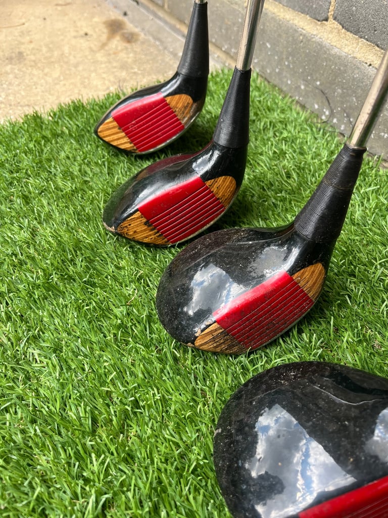 PING GOLF CLUBS £10 EACH CLUB 