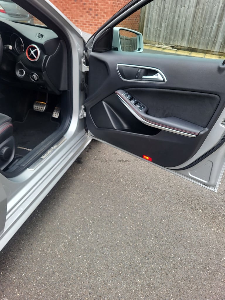 Mercedes-Benz, A CLASS, Hatchback, 2016, Semi-Auto, 1595 (cc), 5 doors