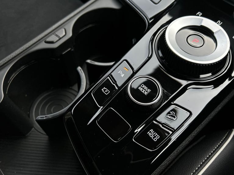 2025 Kia Sportage 1.6 h T-GDi GT-Line SUV 5dr Petrol Hybrid Auto Euro 6 (s/s) (207 bhp) SUV PETRO...