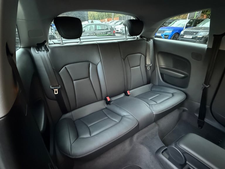 2011 Audi A1 TFSI SPORT - £35 TAX -ONE OWNER FROM NEW - 11 STAMPS IN THE BOOK - LEATHER Hatchback...