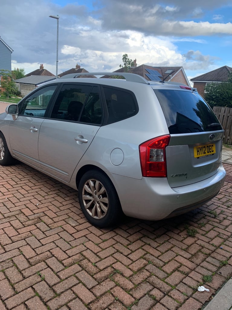 Kia, CARENS, MPV, 2012, Manual, 1582 (cc), 5 doors