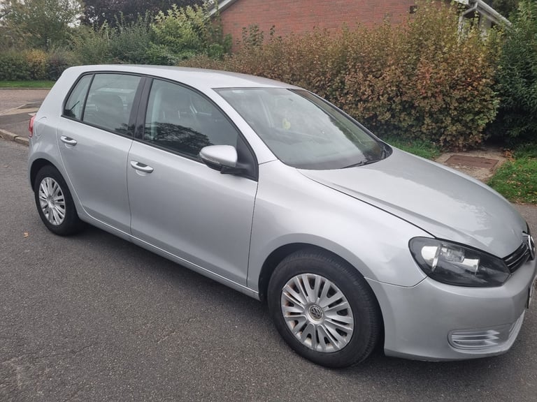 Volkswagen, GOLF, Hatchback, 2011, Manual, 1197 (cc), 5 doors 70K Miles