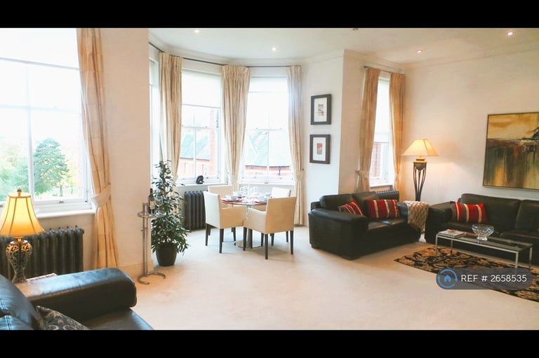 3 bedroom flat in Devonshire House, Woodford Green, IG8 (3 bed) (#2658535)