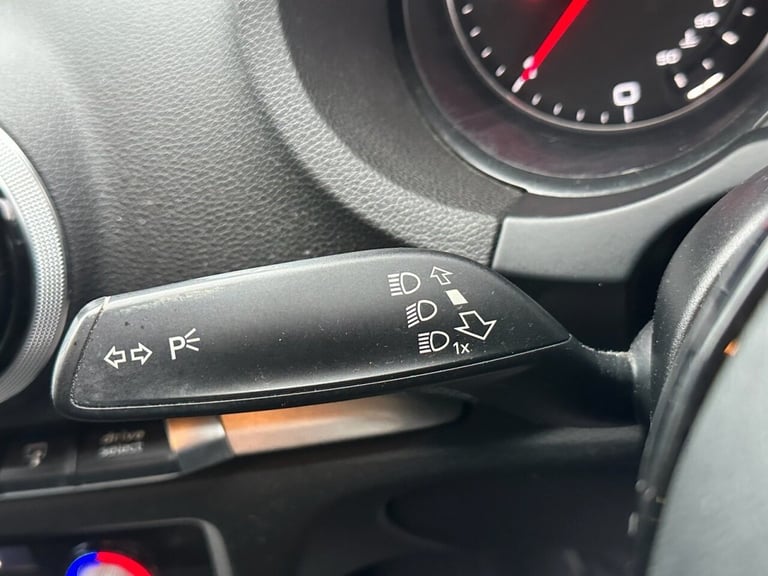 2014 Audi A3 2.0 TDI S line Saloon 4dr Diesel Manual Euro 5 (s/s) (150 ps) Saloon Diesel Manual