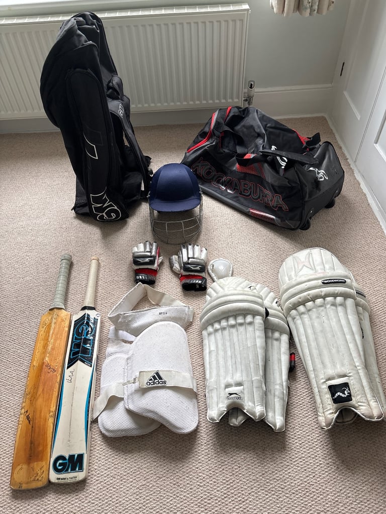 image for Mixed job lot of teens cricket gear