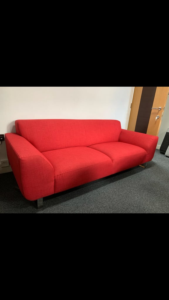 image for Office furniture/ Bradford Warehouse/chairs/desk/cabinets /monitors/Free local delivery