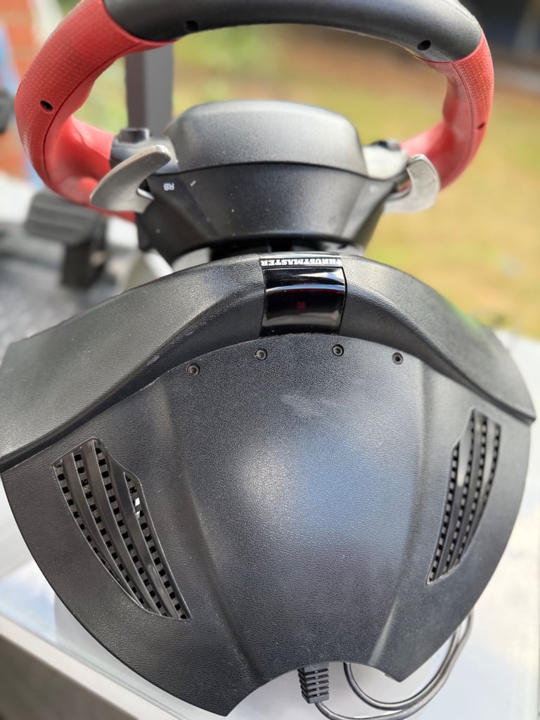 Thrustmaster Ferrari 458 Spider Racing Wheel & Pedals Set Xbox One/Series X|S