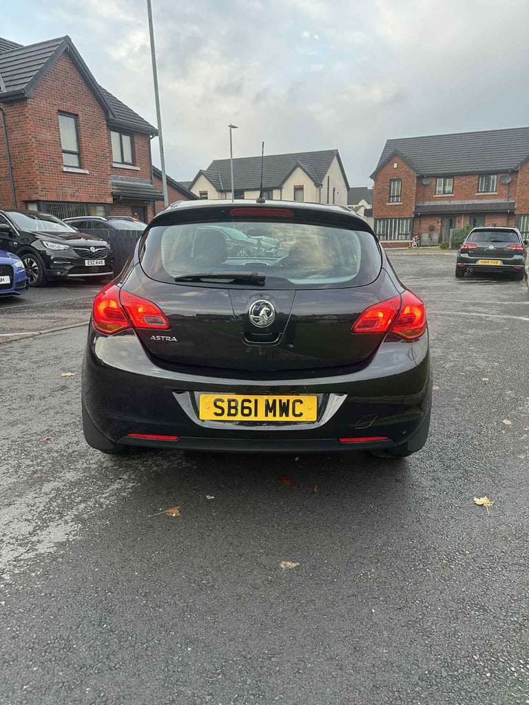 Vauxhall, ASTRA, Hatchback, 2011, Manual, 1398 (cc), 5 doors