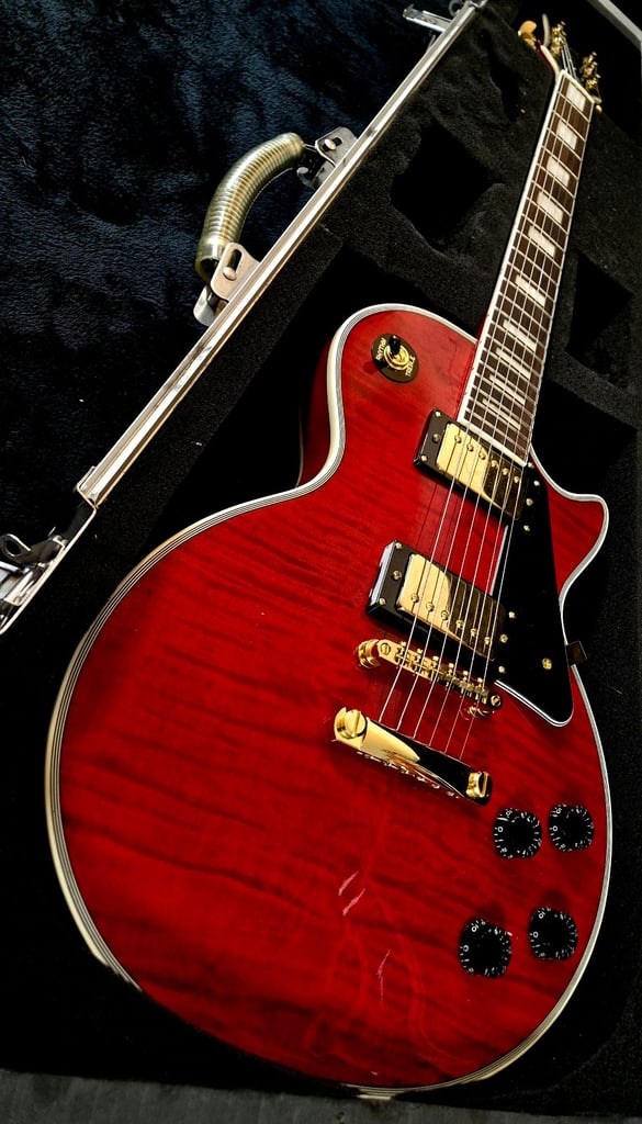 BadCat Limited Custom Les Paul Plus-Top & Flight Case 